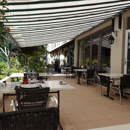 Logis Hotel Le Belle Rive Нажак Экстерьер фото
