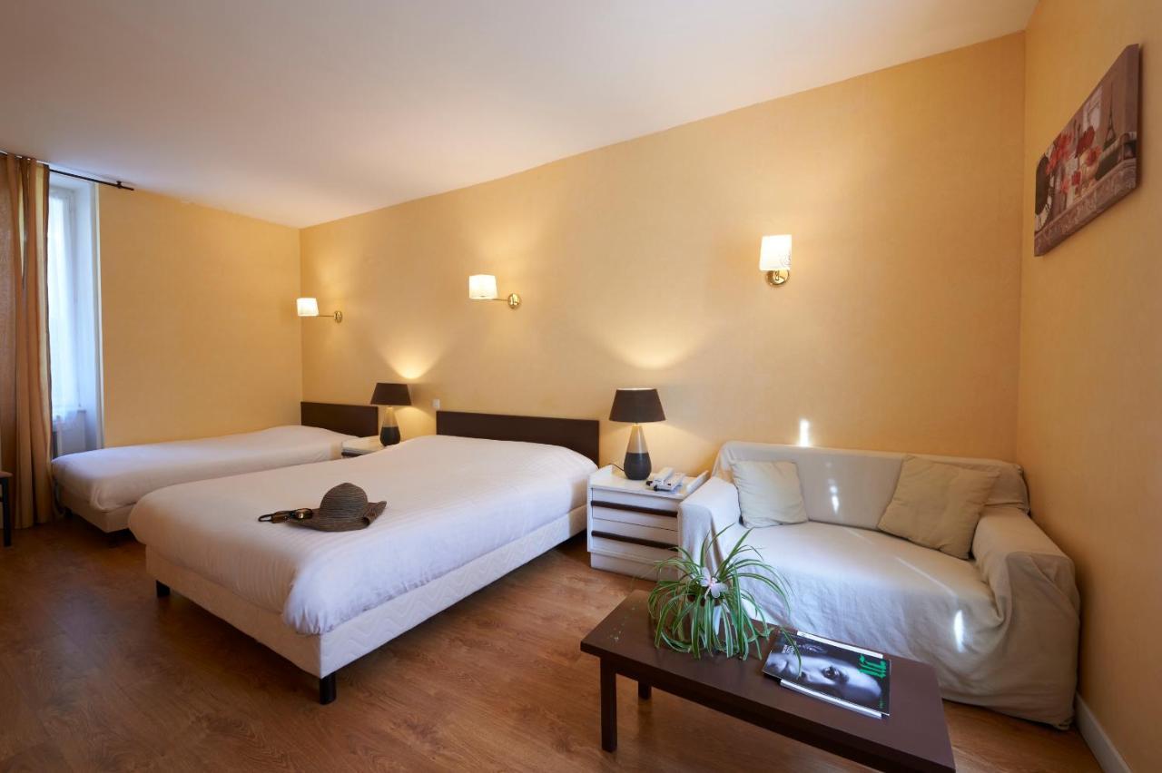 Logis Hotel Le Belle Rive Нажак Экстерьер фото